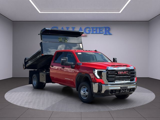 2025 GMC Sierra 3500 Chassis Cab Pro's photo