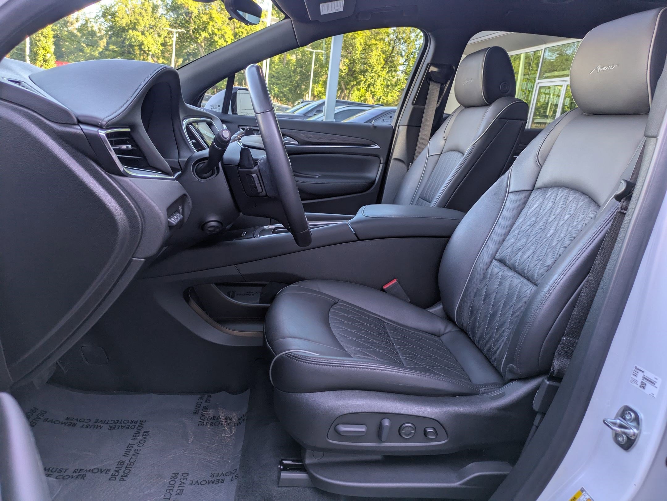 2023 Buick Enclave Avenir photo 23