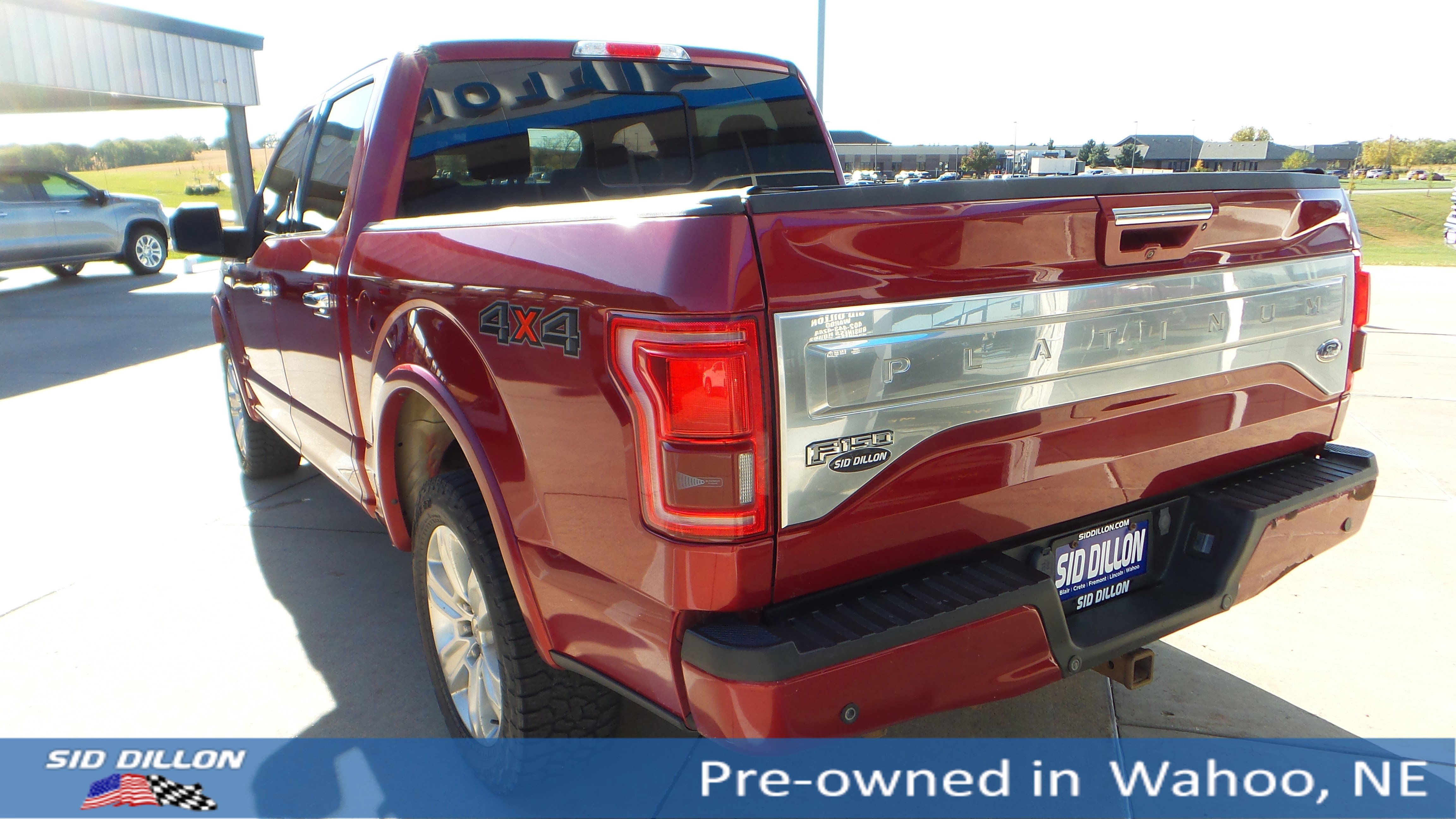 2016 Ford F-150 Platinum photo 3