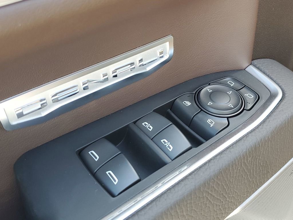 2025 Gmc Sierra Denali photo 47