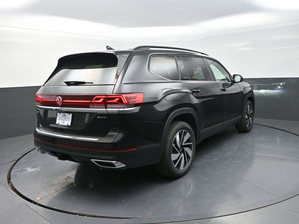 2026 Volkswagen Atlas SE Technology photo 6