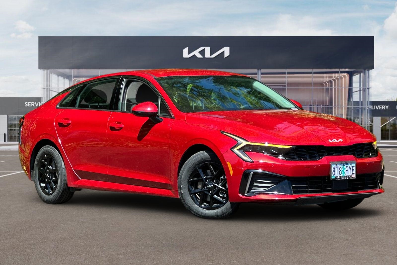2025 Kia K5 LXS photo 2
