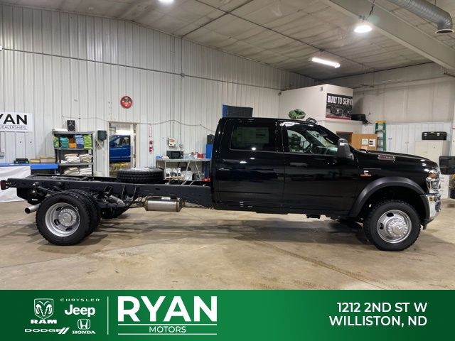 2026 Ram 5500 Tradesman photo 4