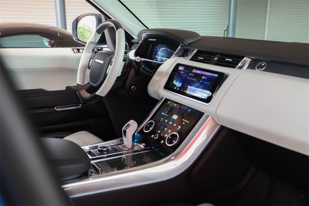 2022 Land Rover Range Rover Sport SVR photo 41