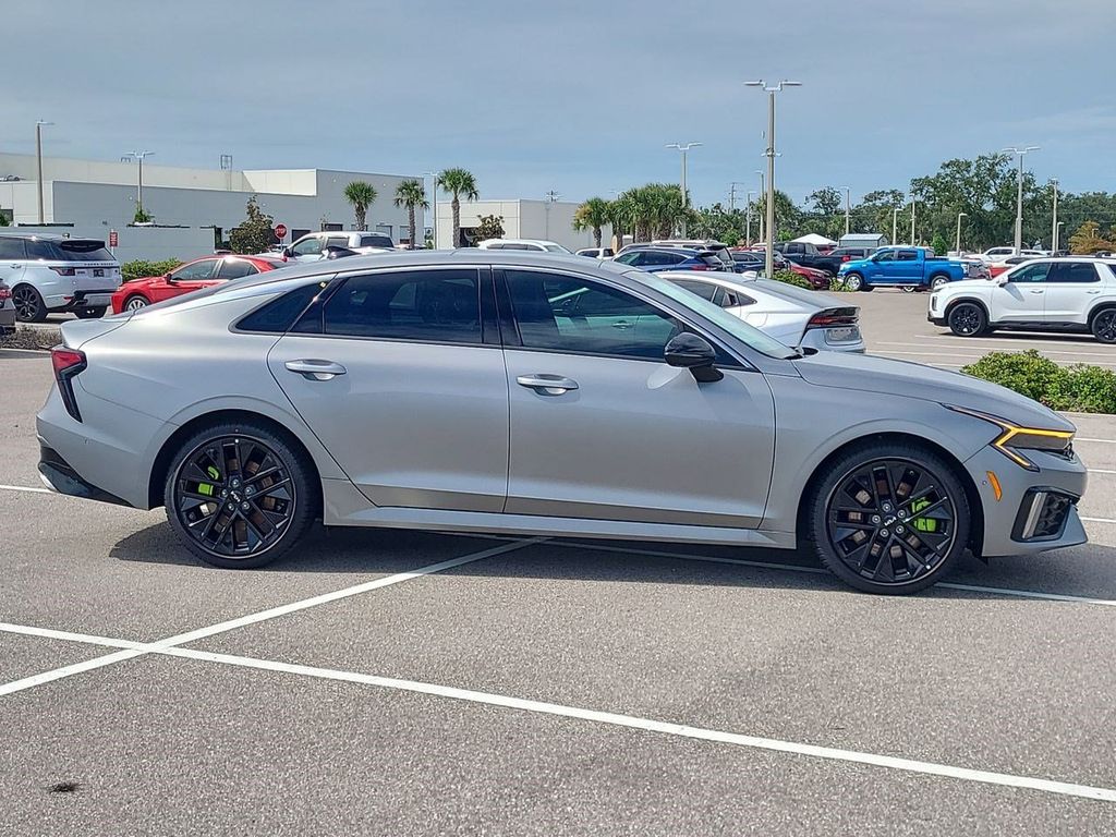 2026 Kia K5 GT photo 3