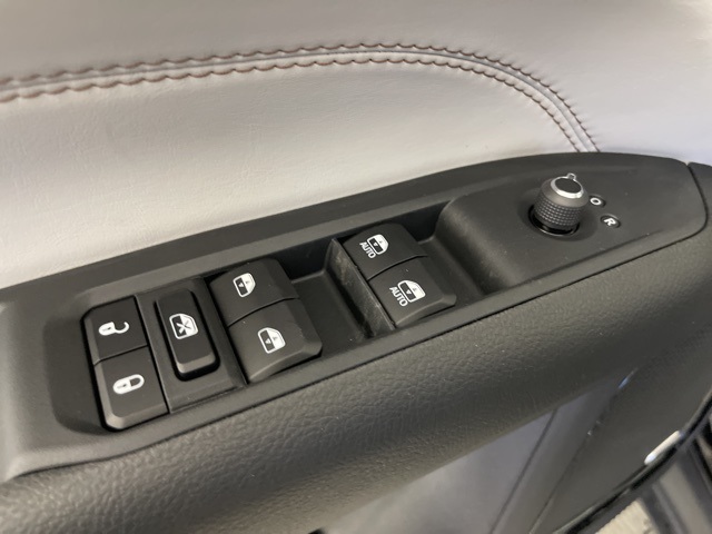 2025 Jeep Compass Limited photo 8