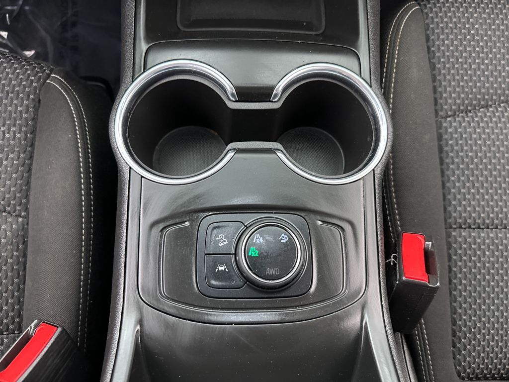 2022 Gmc Terrain SLE photo 28
