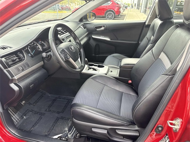 2014 Toyota Camry L photo 18