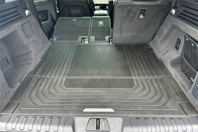 2025 Land Rover Range Rover Sport P360 S photo 12