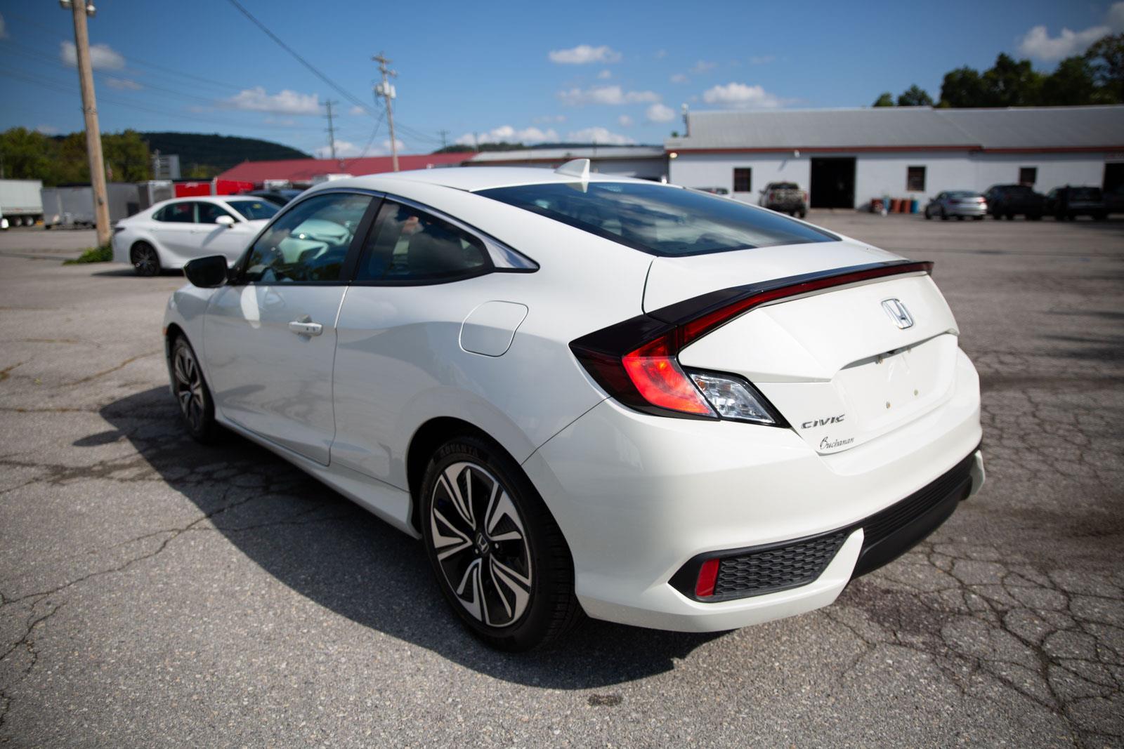 2017 Honda Civic EX photo 5