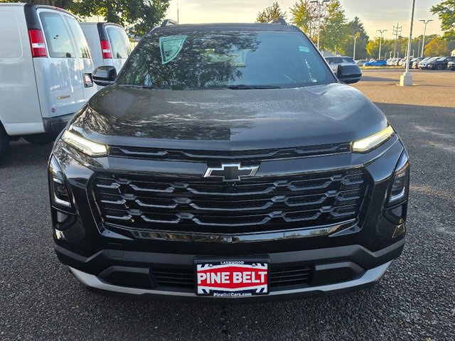2026 Chevrolet Equinox photo 2