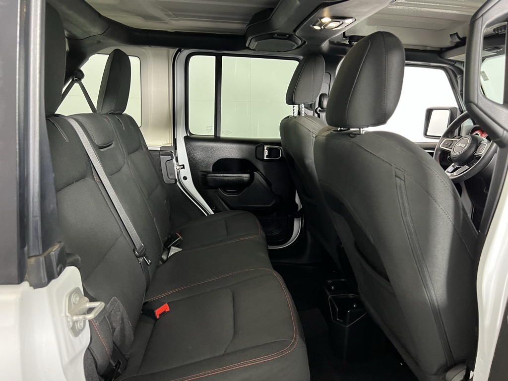 2023 Jeep Wrangler Rubicon photo 27