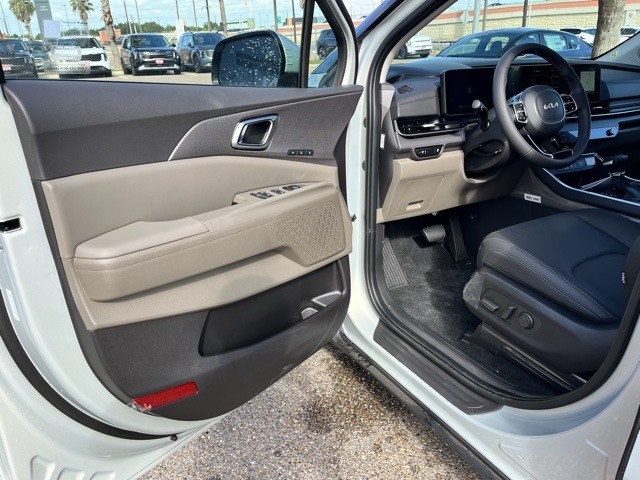 2026 Kia Carnival EX photo 12