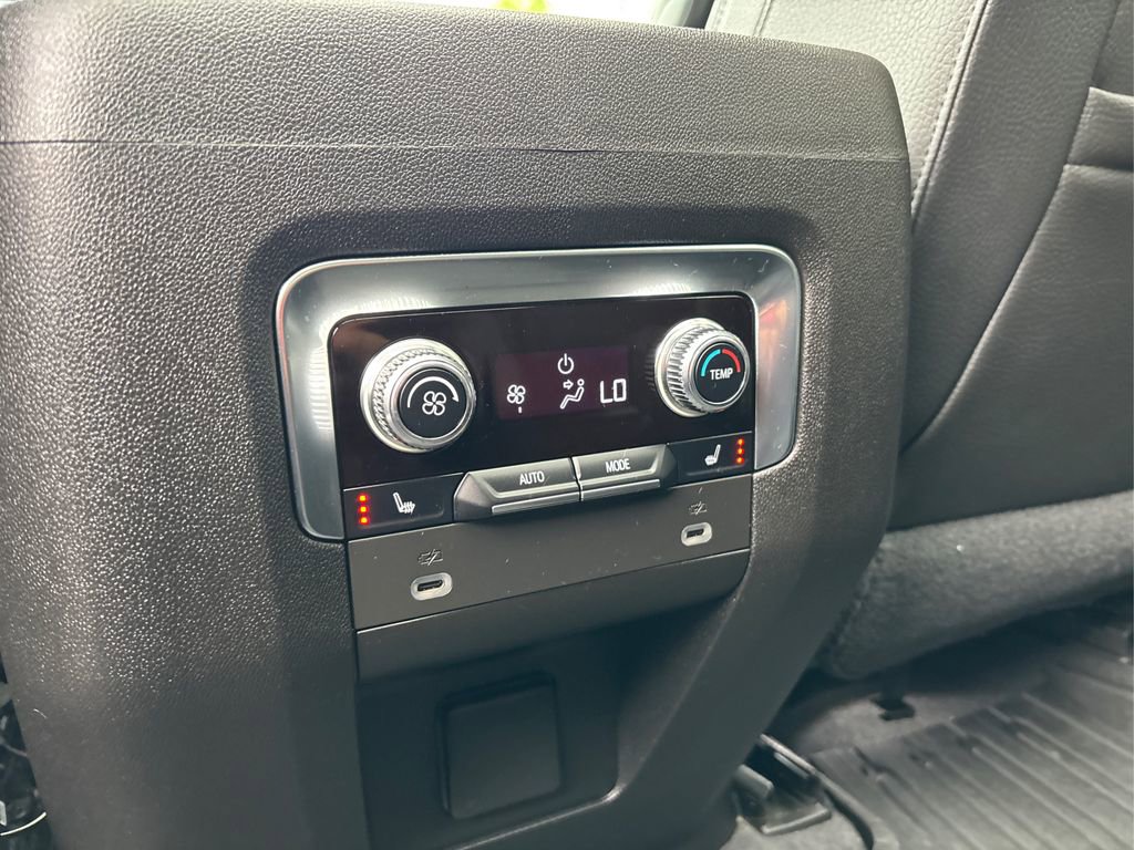 2021 Gmc Yukon Denali photo 32