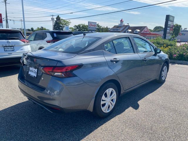 2025 Nissan Versa 1.6 S photo 3