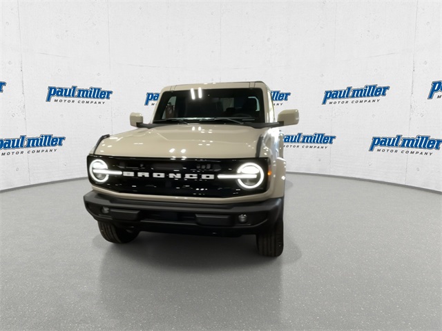 2025 Ford Bronco Outer Banks photo 4