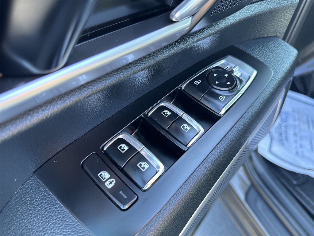 2024 Kia Telluride S photo 18