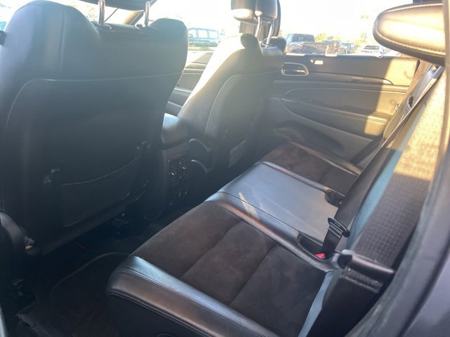 2020 Jeep Grand Cherokee Altitude photo 3