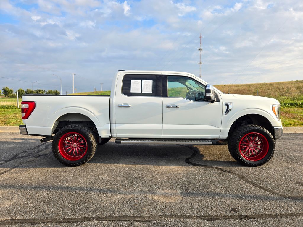 2022 Ford F-150 Lariat photo 2
