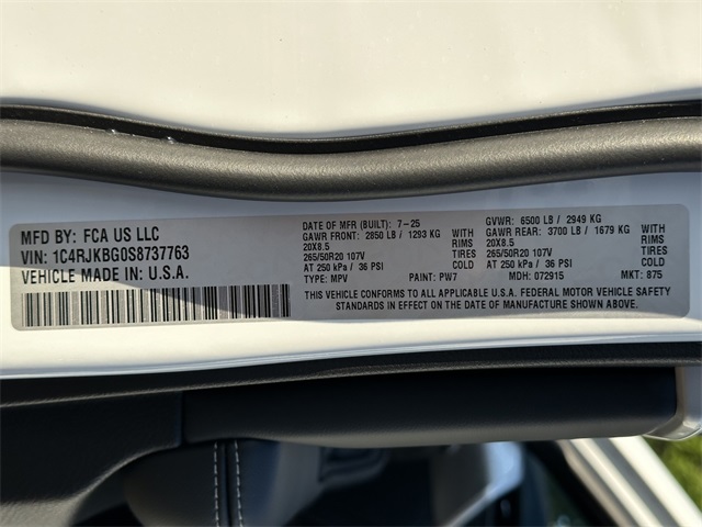 2025 Jeep Grand Cherokee Limited photo 42