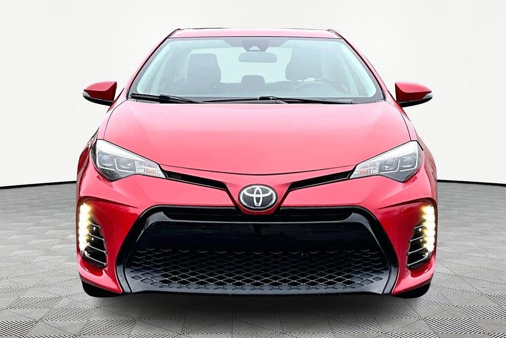 2019 Toyota Corolla XSE photo 2