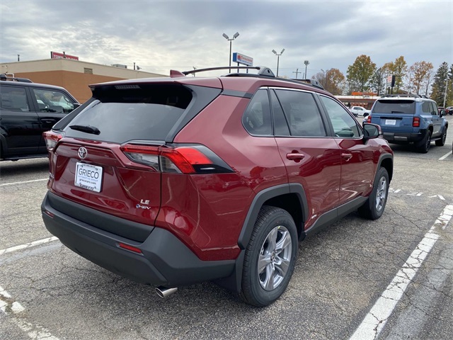 2025 Toyota RAV4 Hybrid LE photo 3