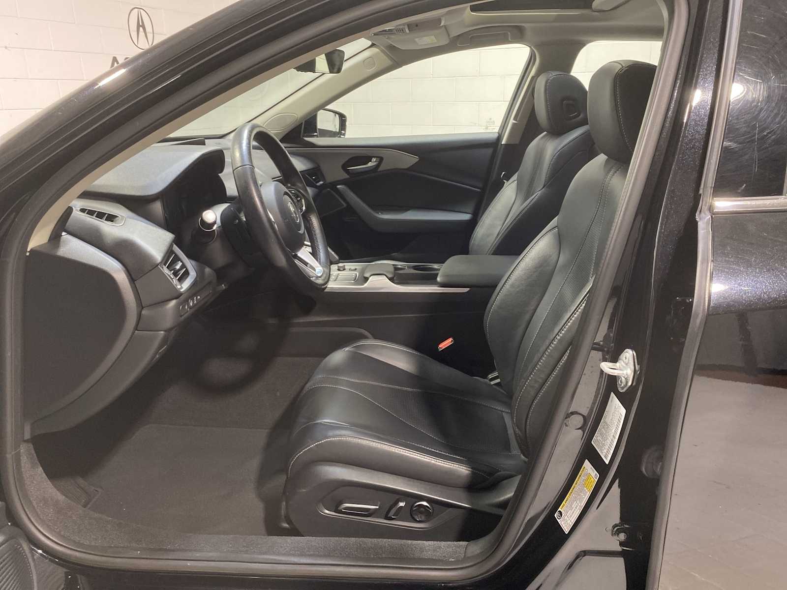 2022 Acura TLX Technology photo 2