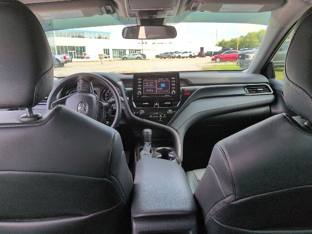 2023 Toyota Camry SE photo 8