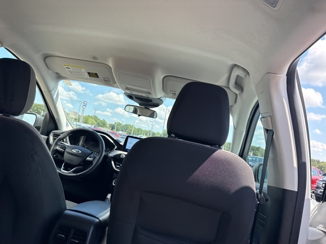2022 Ford Escape SE photo 28