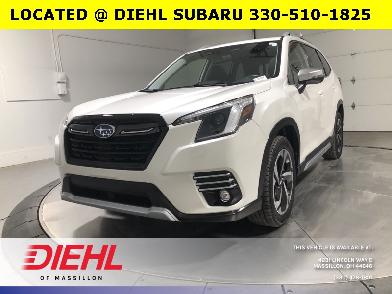 2023 Subaru Forester Touring photo 3