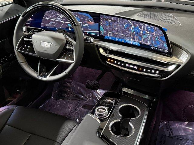 2026 Cadillac Lyriq Sport photo 2