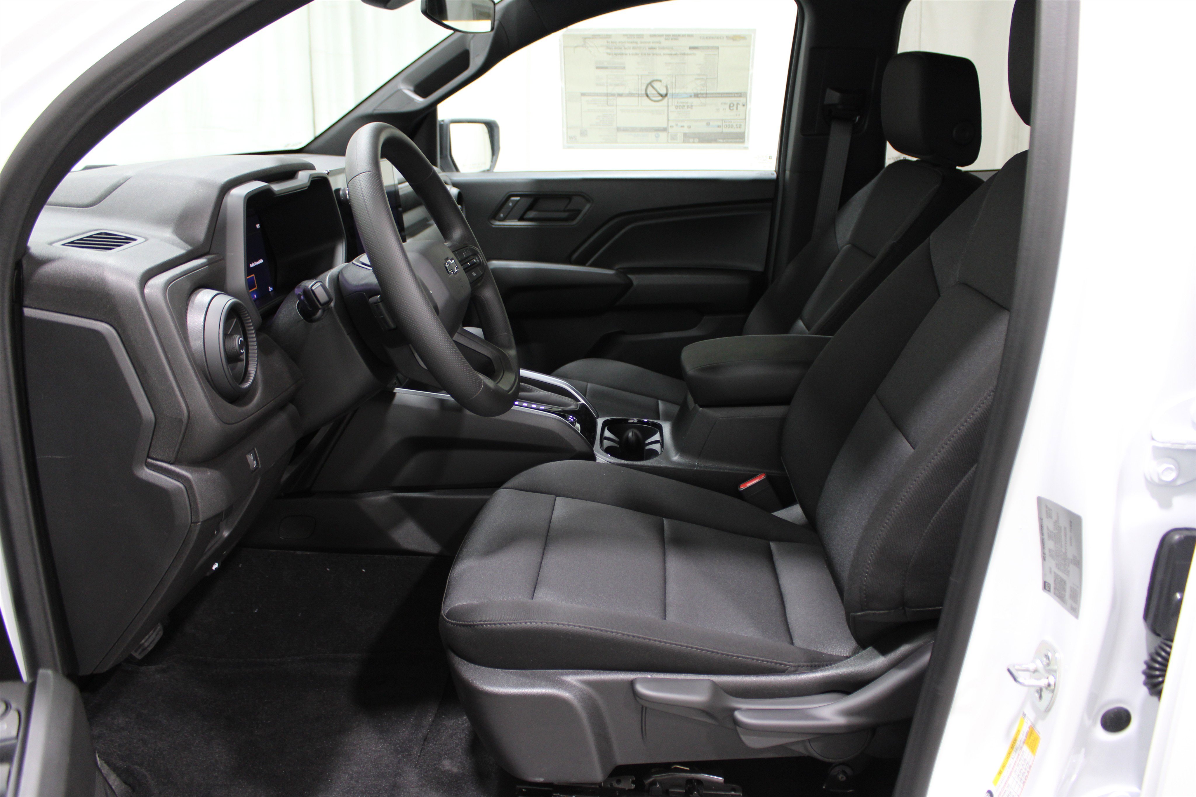 2026 Chevrolet Colorado Trail Boss photo 3