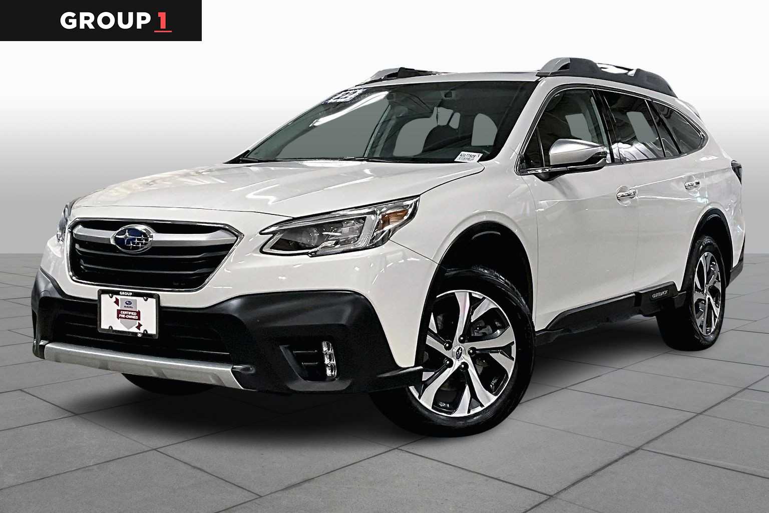 2022 Subaru Outback Touring's photo