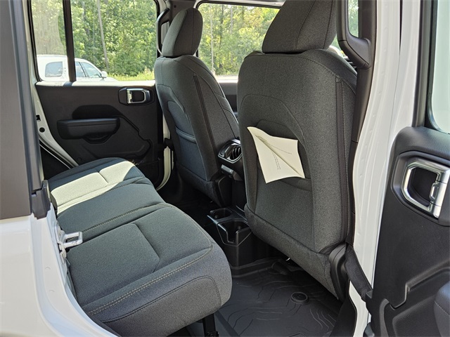 2025 Jeep Wrangler Sport photo 12
