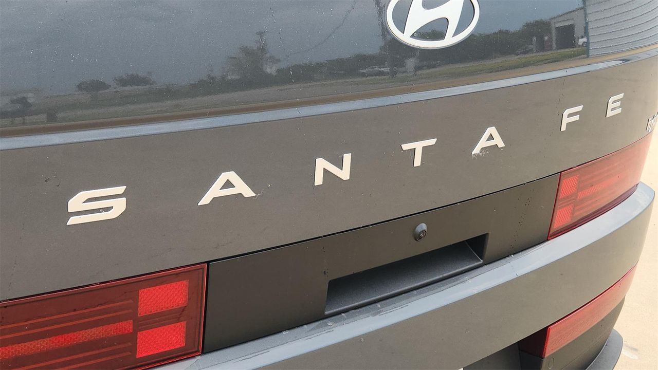 2026 Hyundai Santa Fe SEL photo 23