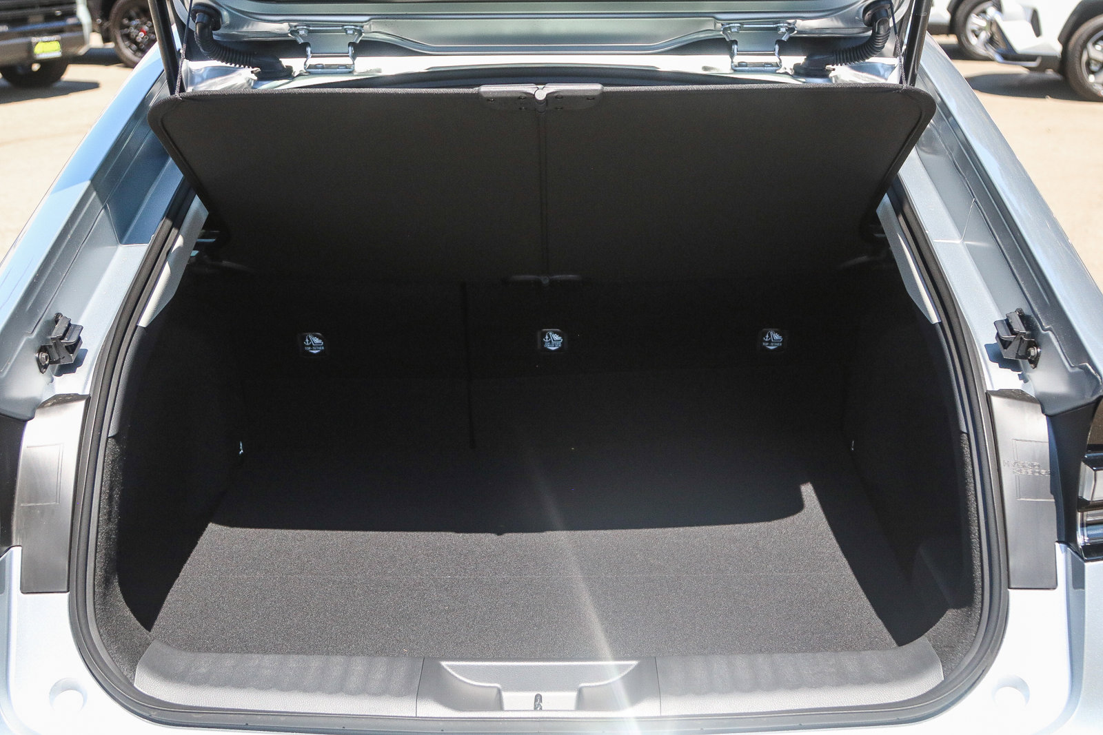 2026 Toyota Prius Plug-in Hybrid SE photo 26