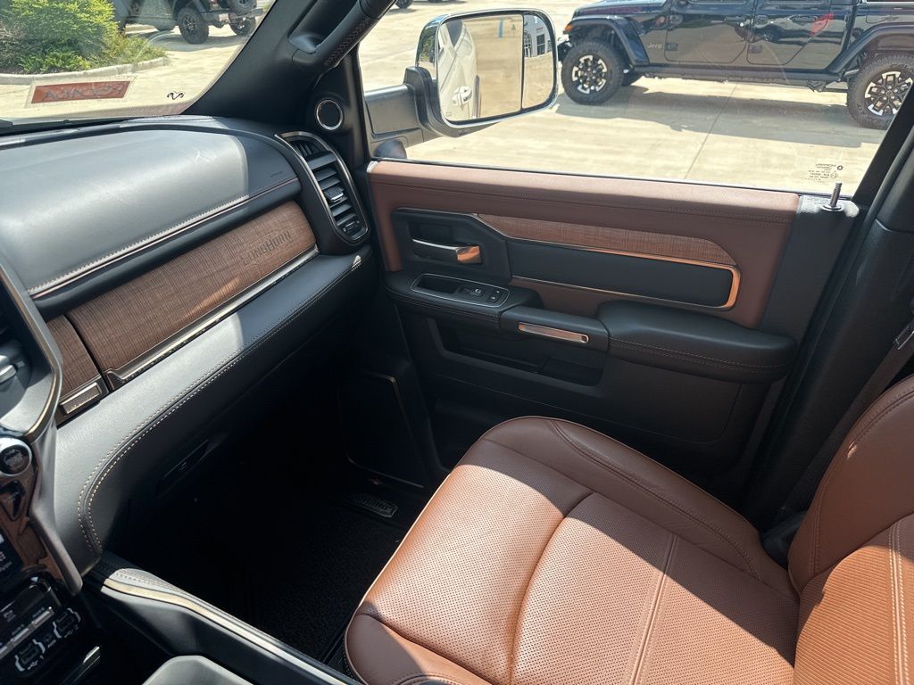 2022 Ram 2500 Longhorn photo 20