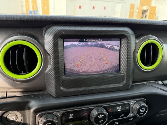 2021 Jeep Wrangler Unlimited Willys photo 18