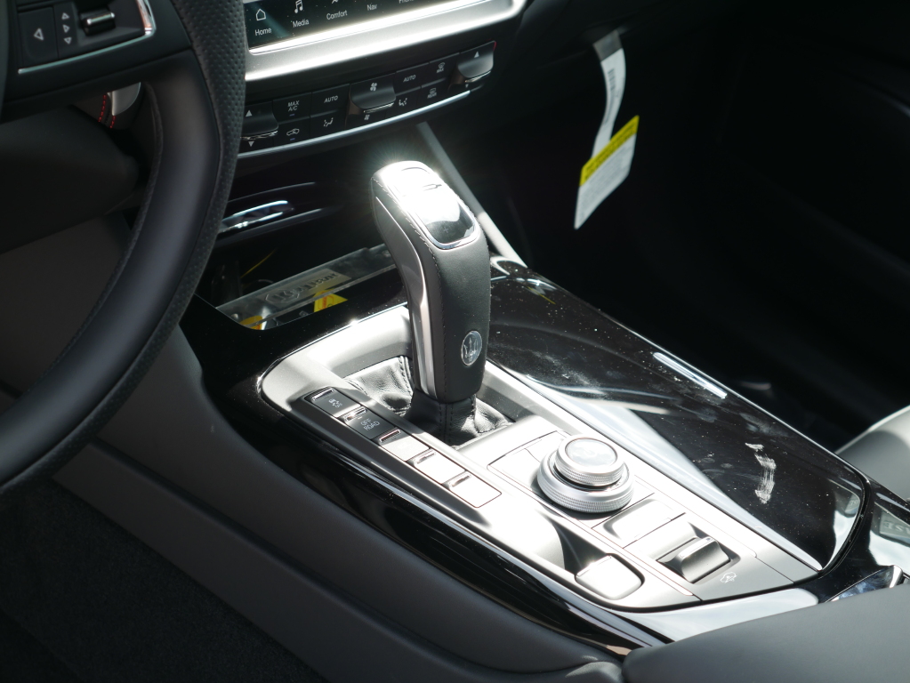 2024 Maserati Levante Modena photo 29