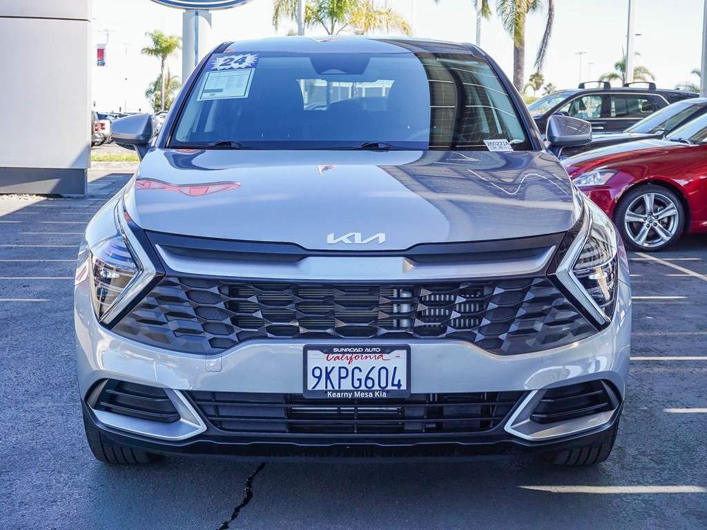 2024 Kia Sportage Hybrid LX photo 2