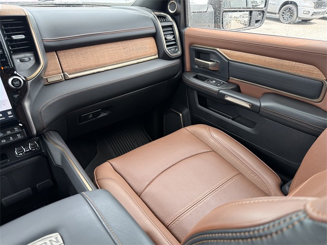 2024 Ram 2500 Longhorn photo 16