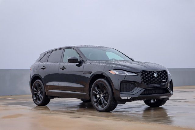 2025 Jaguar F-PACE P400 R-Dynamic S photo 3
