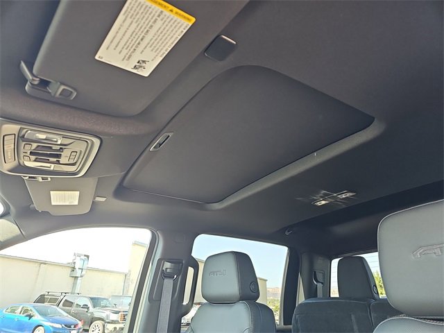 2026 Gmc Sierra 2500 HD AT4 photo 7