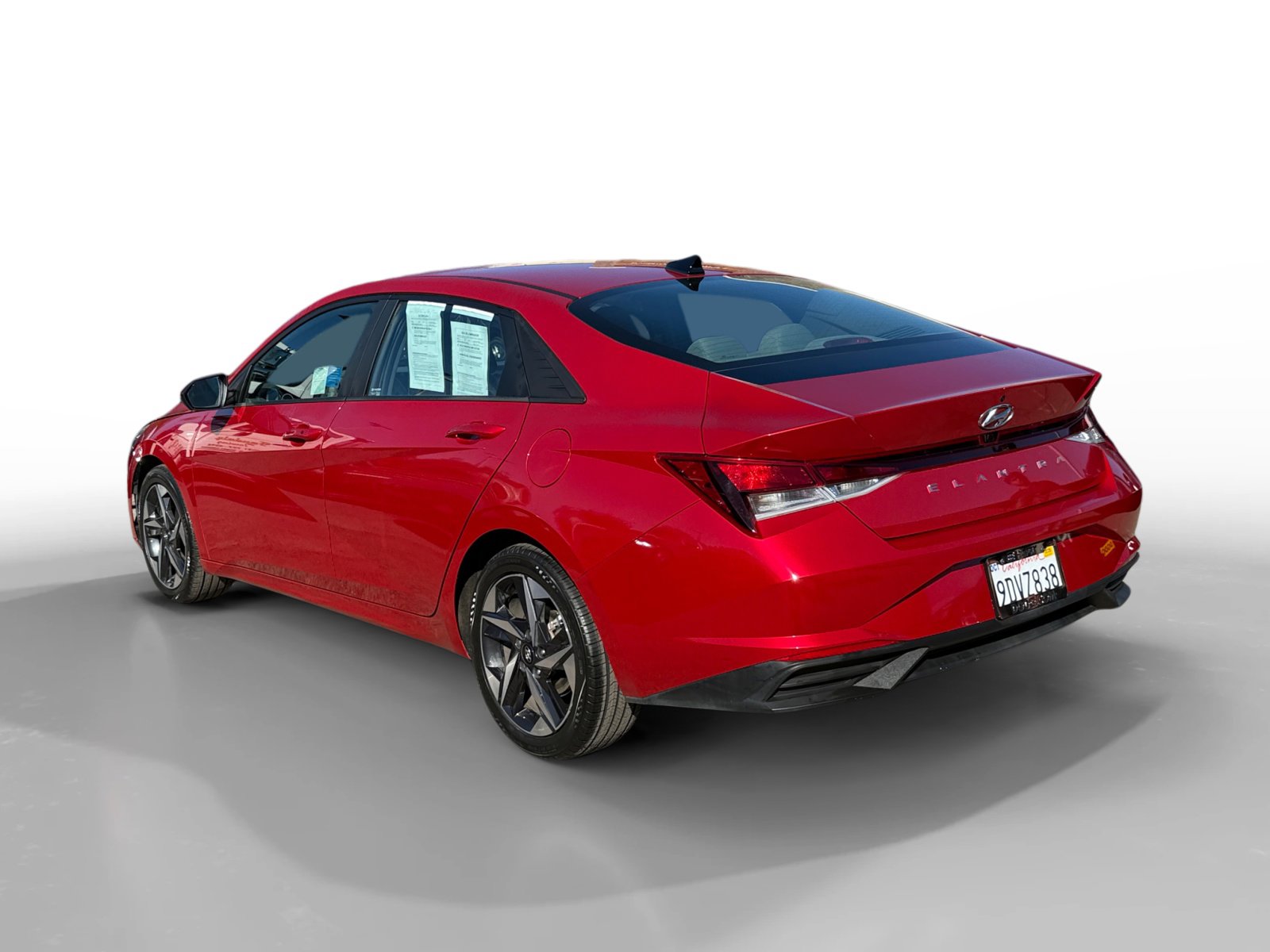 2023 Hyundai Elantra SEL Convenience photo 3