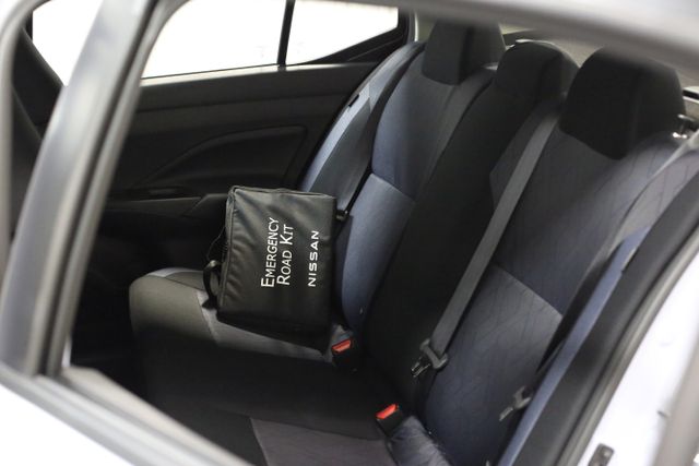 2025 Nissan Versa SV photo 19