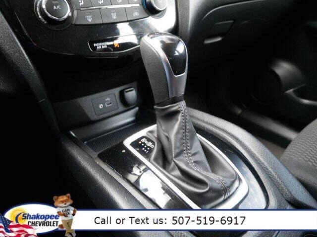 2021 Nissan Rogue Sport S photo 21