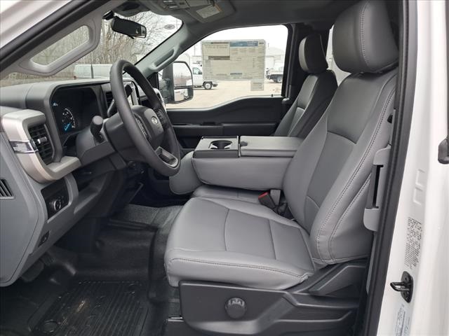 2024 Ford F-550 XL photo 2
