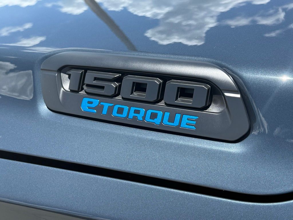 2025 Ram 1500 Tradesman photo 24
