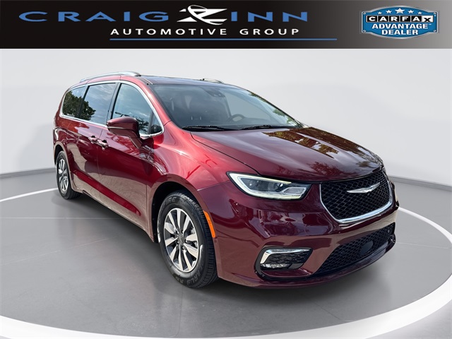 2021 Chrysler Pacifica Hybrid Touring L's photo