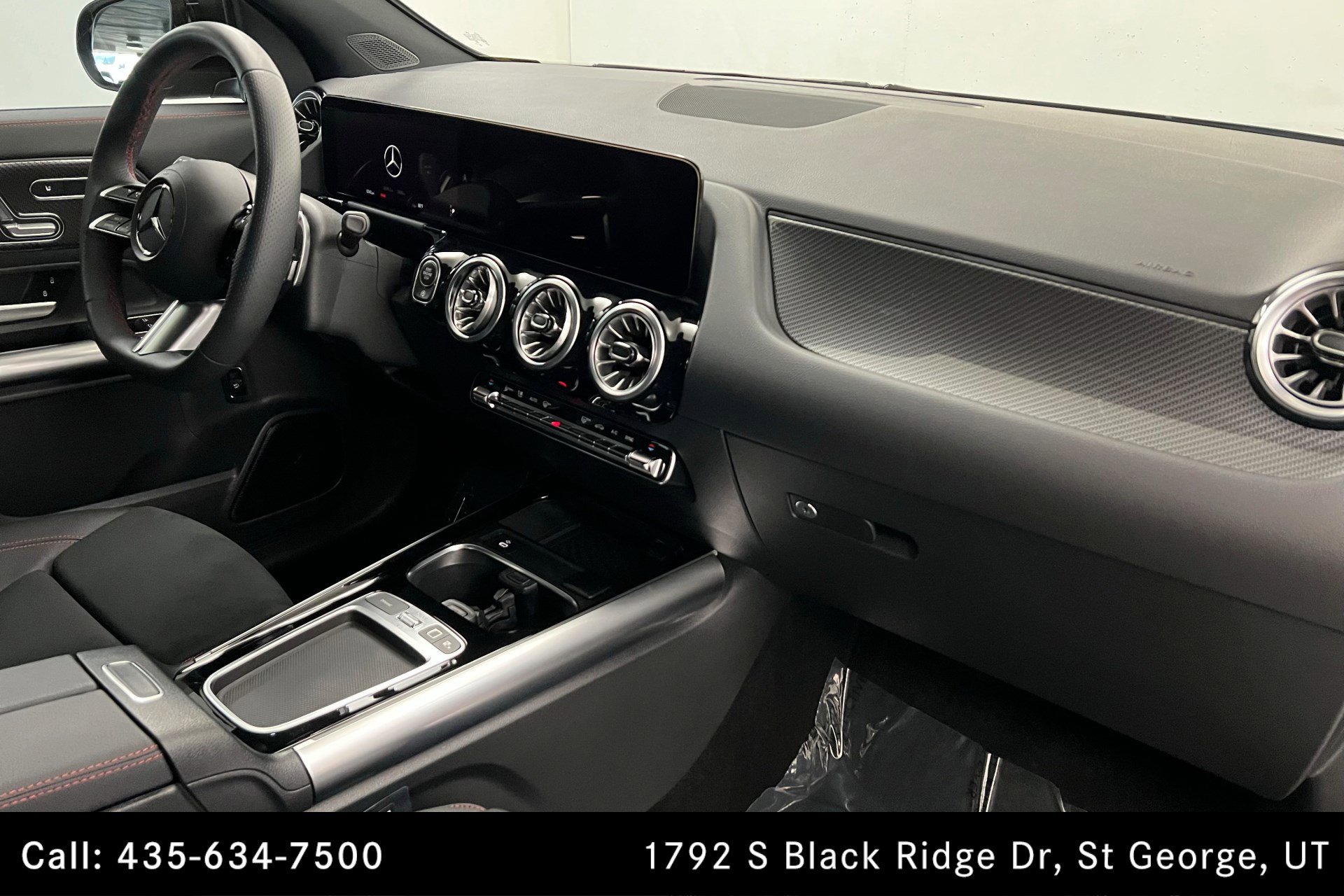 2025 Mercedes Benz GLA 250 photo 24